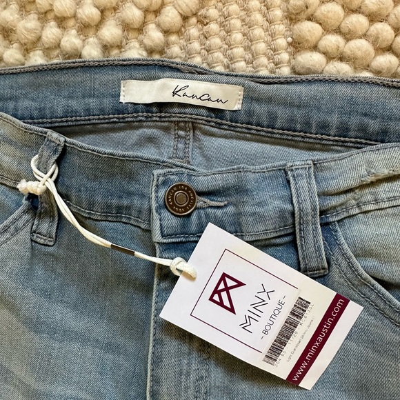 KanCan light wash girlfriend jeans. Distressed. Size 11/29. 29 1/2” inseam. - Picture 3 of 4